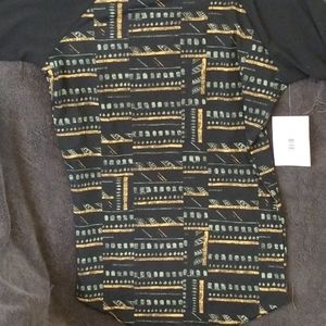 LuLaRoe Randy Shirt